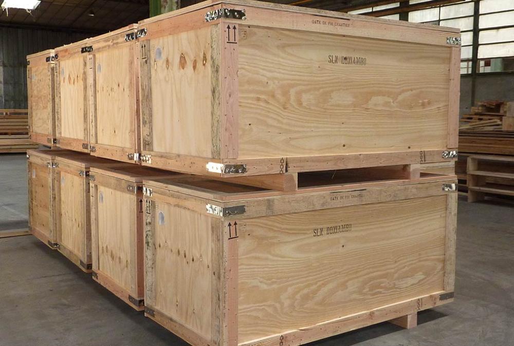 caisses en bois à Lyon